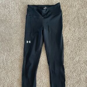 Women’s Under Armour compression leggings, size XS